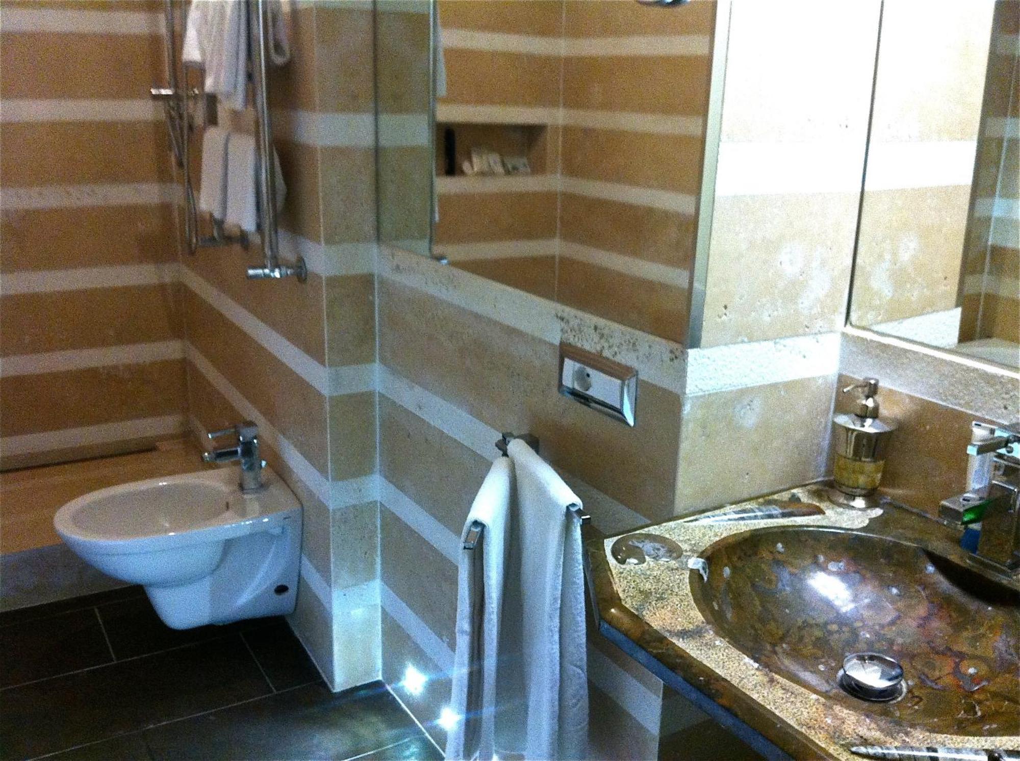 Residenza Al Corso Suites Rzym Zewnętrze zdjęcie